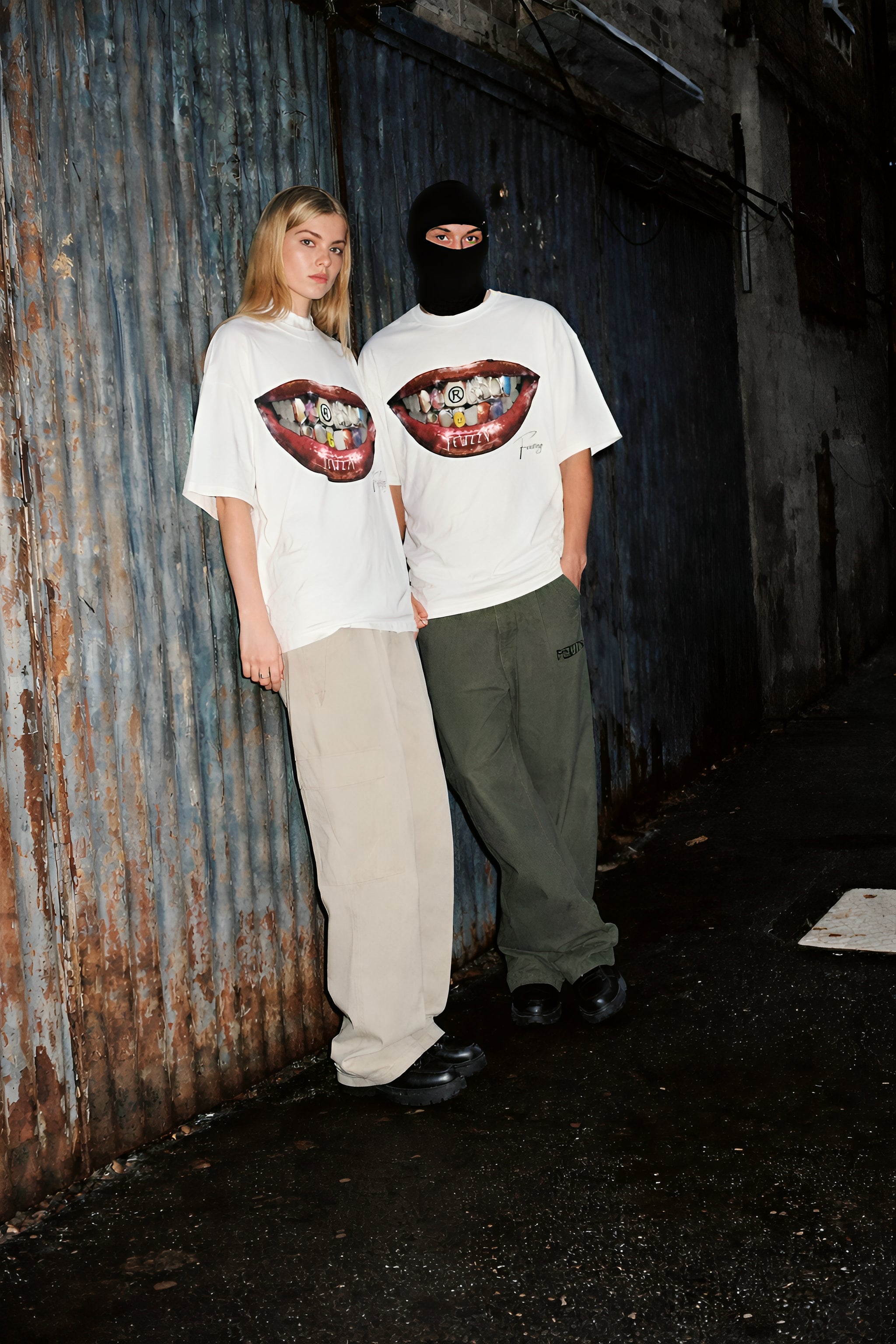 FEWZZY GRILLZ CROP TEE